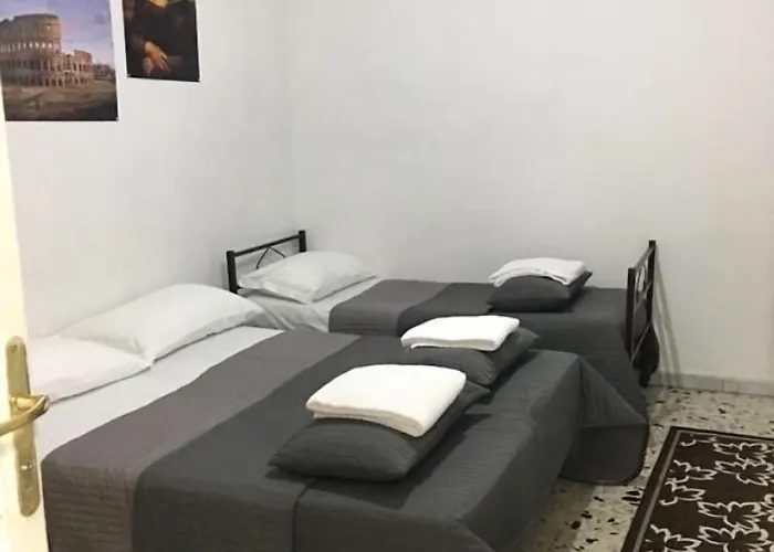 New Golden House Hostel Rom